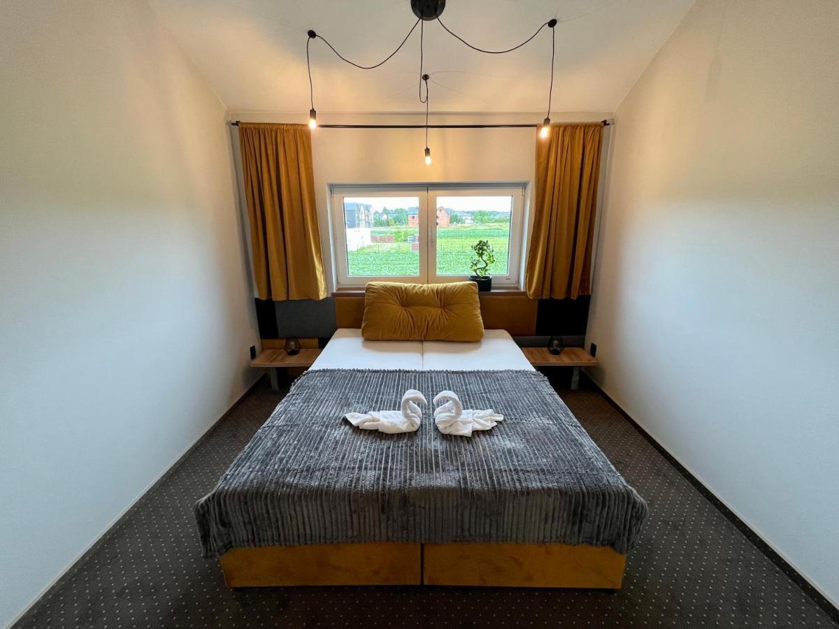 Jasminowa Park Aparthotel Zator Ngoại thất bức ảnh